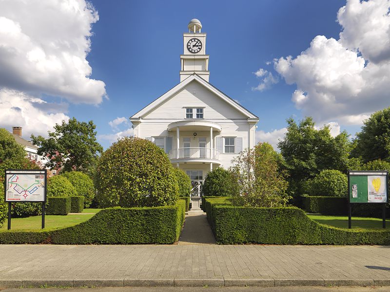 Ivy Gate- click for photo gallery